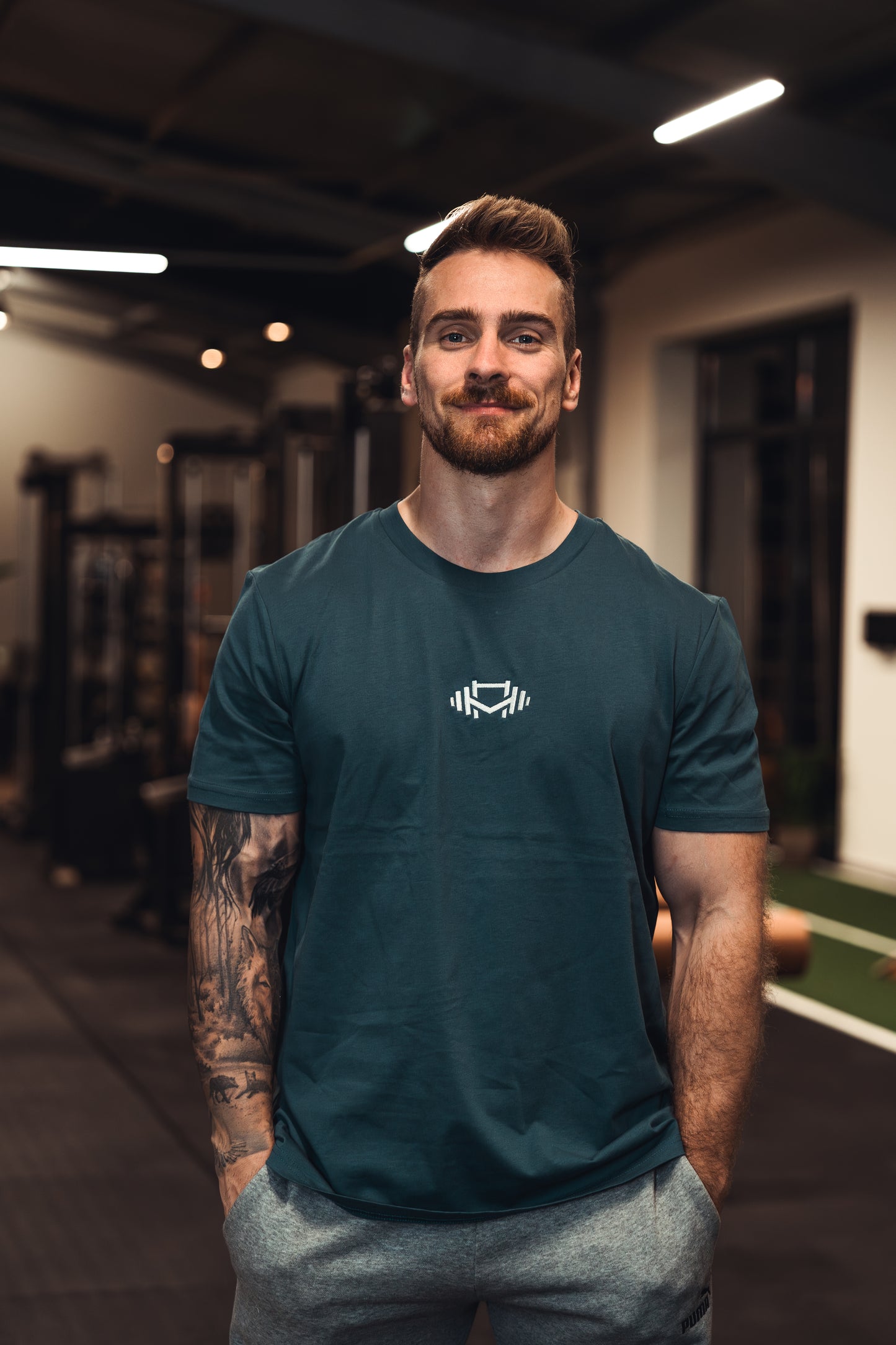 Machbar Signature Tee (Stick)