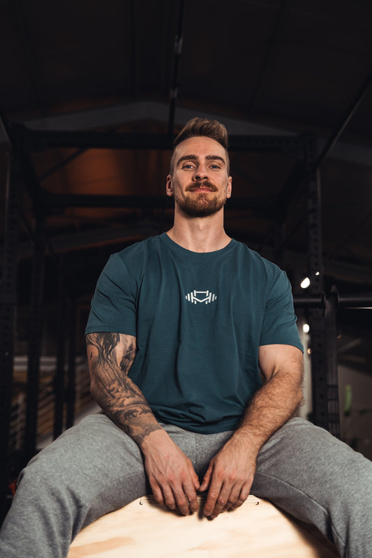 Machbar Signature Tee (Stick)